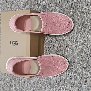UGG slip on shoes 7